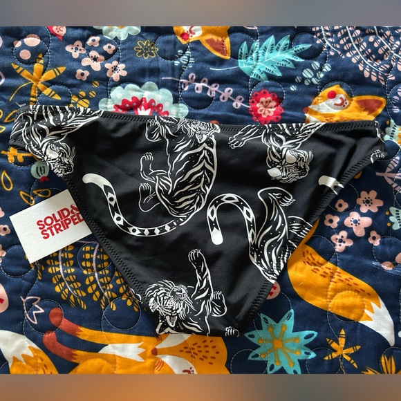 Solid and striped bikini bottom tiger, print extra small nwt - Picture 3 of 3